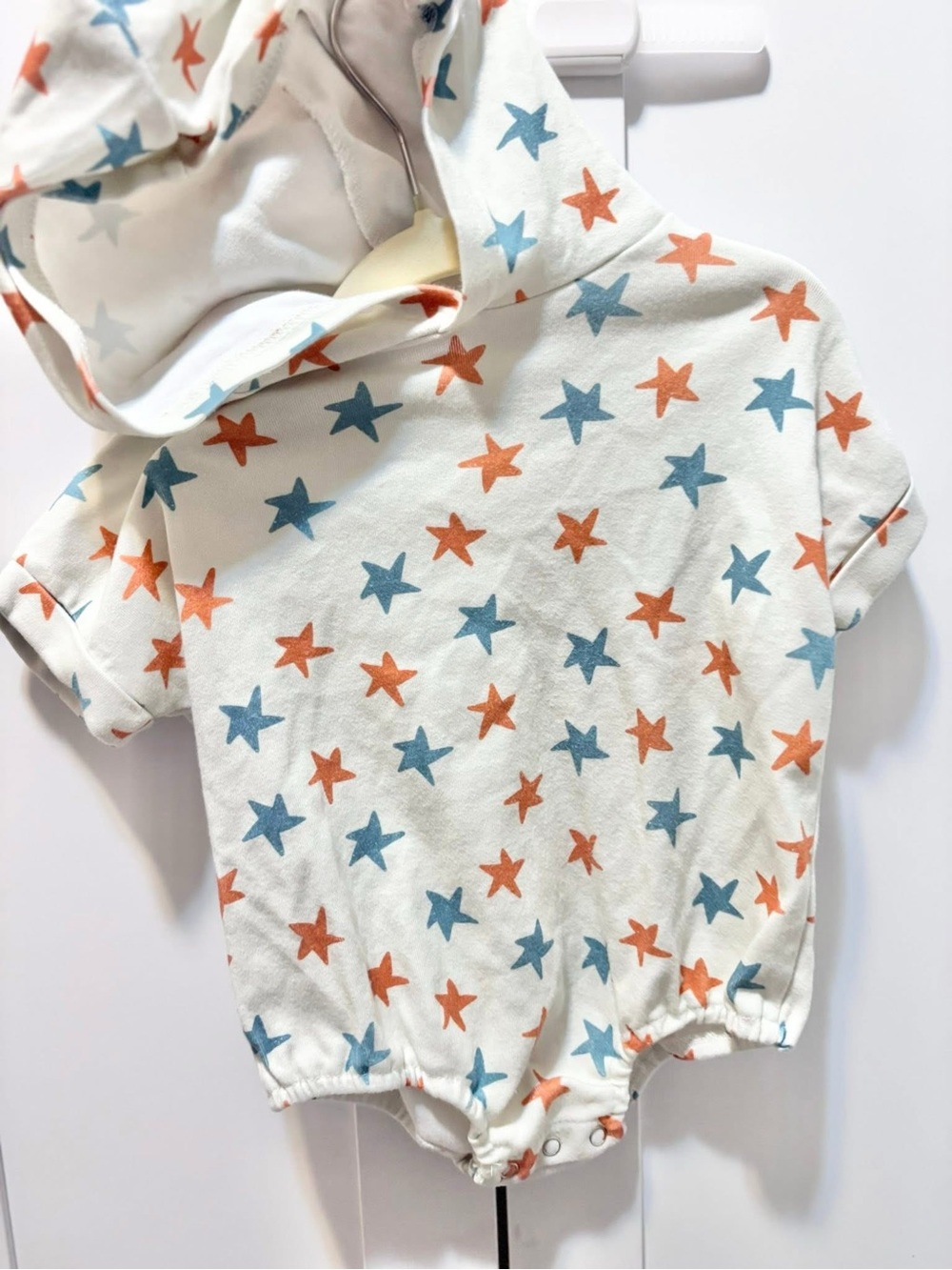 Kids Star-Print Hooded One-Piece in White with Orange & Blue Stars